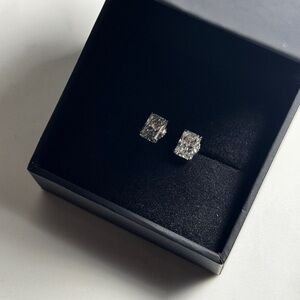 2.0 Carat F VSI Radiant Cut Lab Grown Diamond Earrings IGI Certified